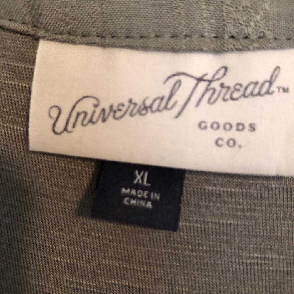 Green High-Low Top (Universal Thread) - Picture 4 of 5